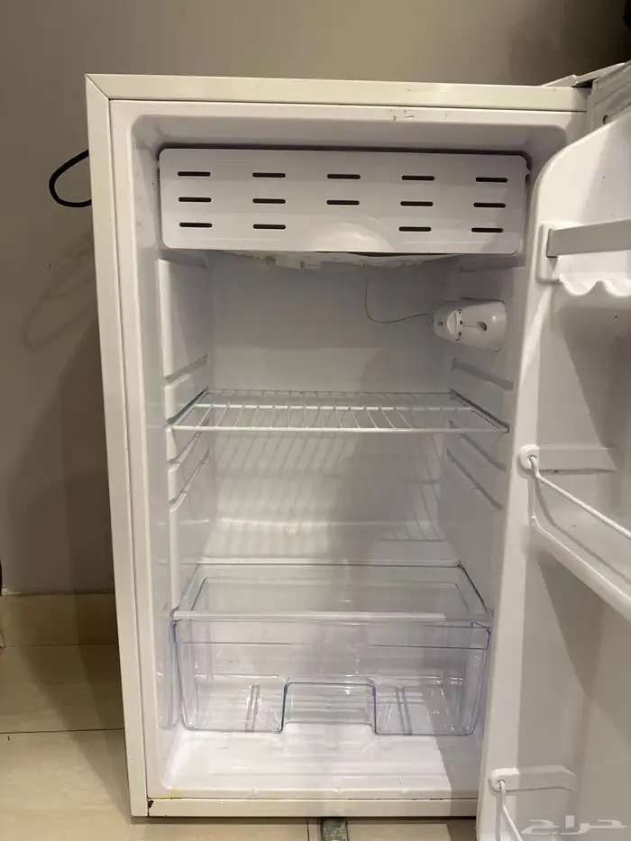 ثلجه للبيع حاله جديده ما عليه اي مشاكل خدميه وا بارده 2