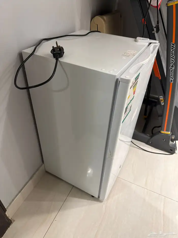 ثلجه للبيع حاله جديده ما عليه اي مشاكل خدميه وا بارده 0