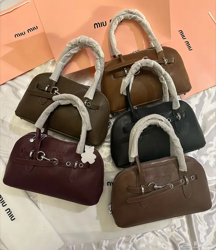 شنط ماركة ميو ميو مع جميع الملحقات 6