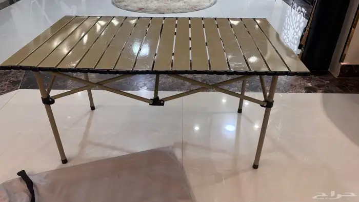 طاولة رحلات 1