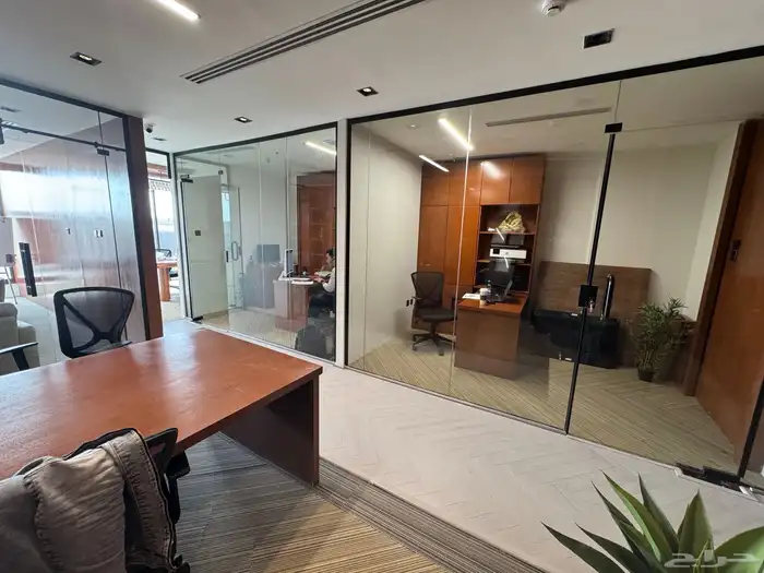 تم تخفيض الحد - مكتب للتقبيل - طريق التخصصي (الصحافة) 2