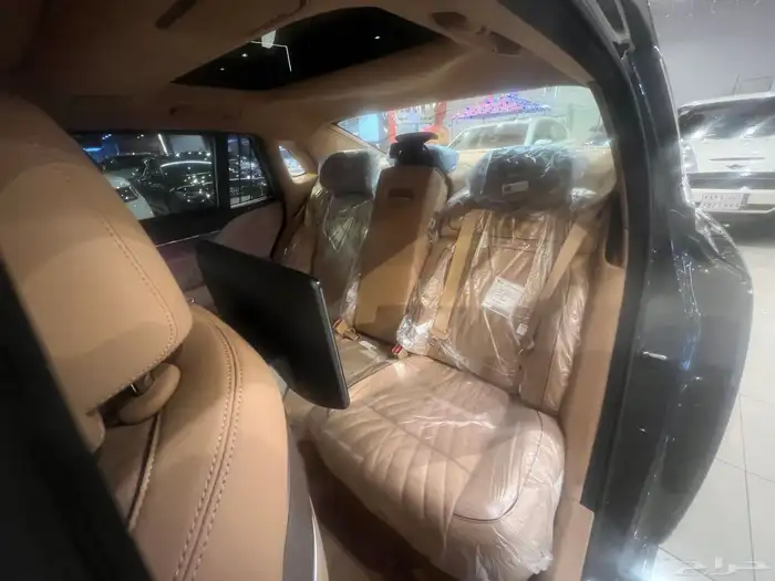 جينسس2025 بلاتينيوم عداد650 كم فقط 5