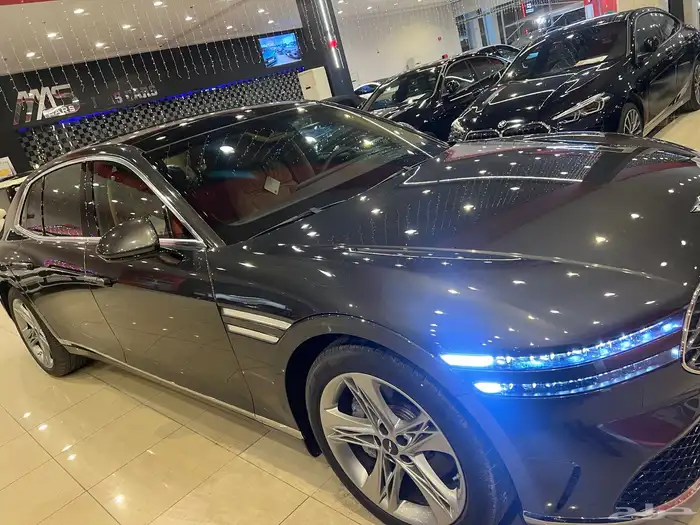 جينسس2025 بلاتينيوم عداد650 كم فقط 2