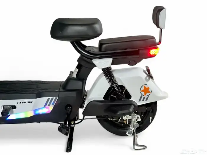 سكوتر كهربائي V30  دباب كهربائي بقوة 350W وبعدة الوان 17