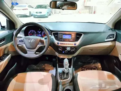 للبيع اكسنت 2023 10