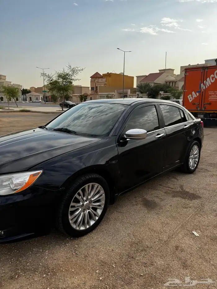 كرايسلر 200 موديل 2012 نظيف 11