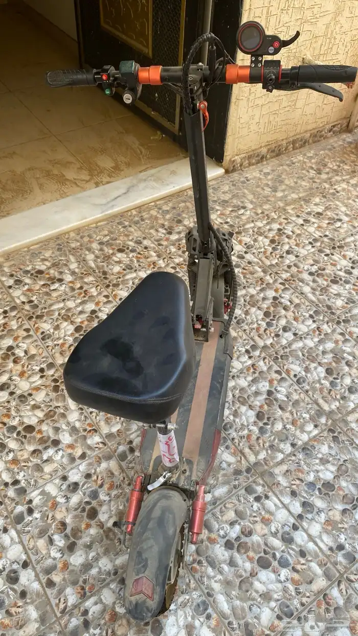 سكوتر جديد وفنان 4