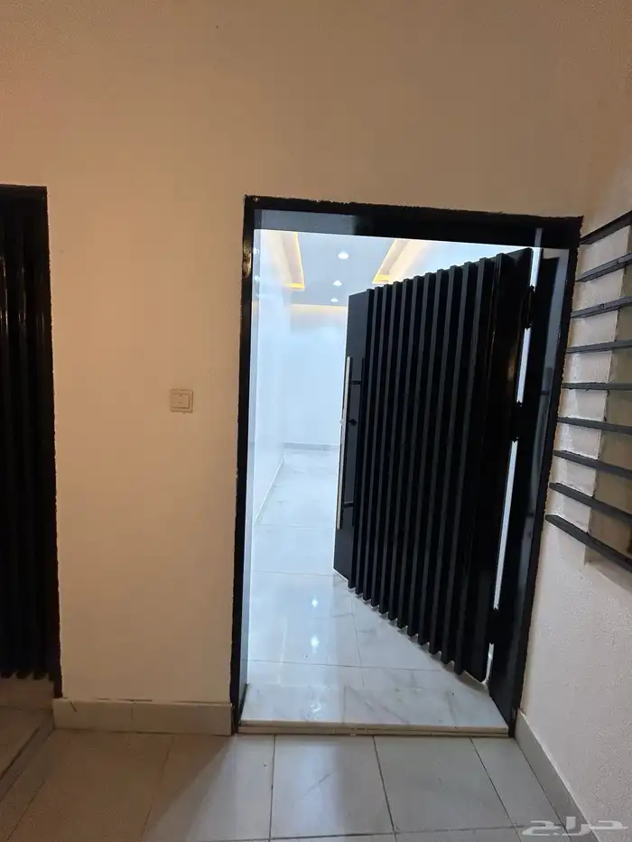 فيلا بحي الصفا بابها للبيع 13
