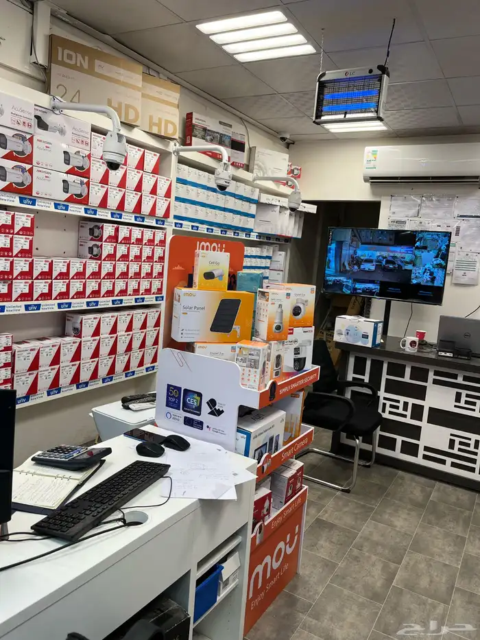 كاميرات مراقبة ضمان سنتين سعر جمله تركيب 50 ريال للكاميرا 0