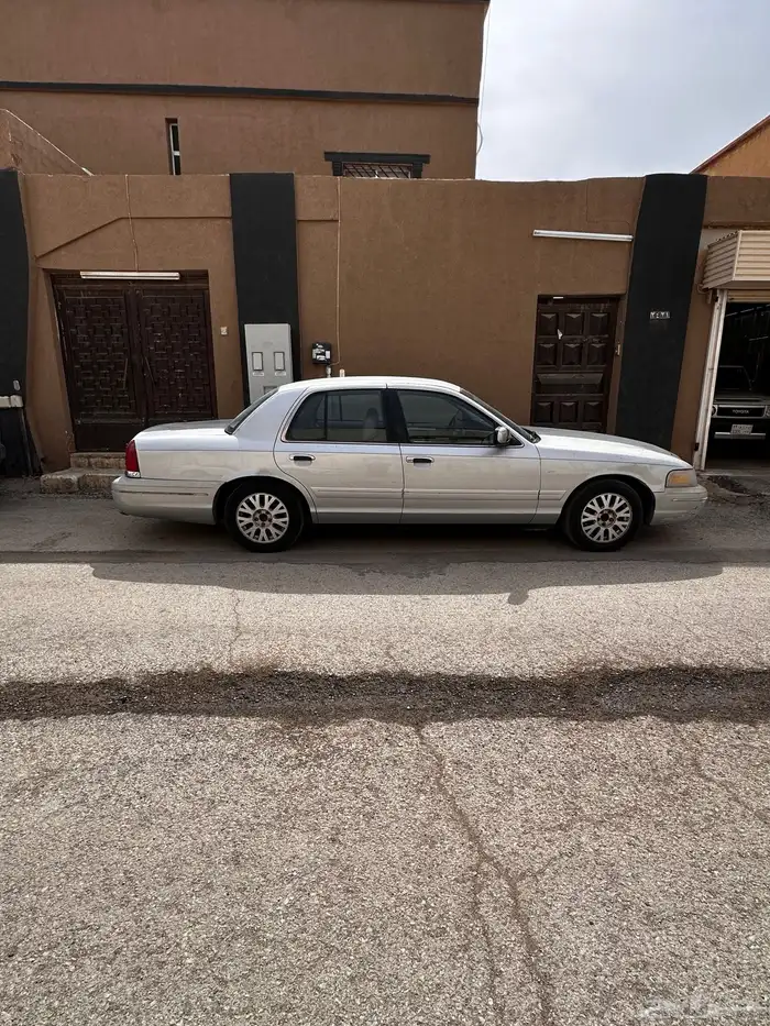 قطع غيار فورد كروان فكتوريا 2003 0