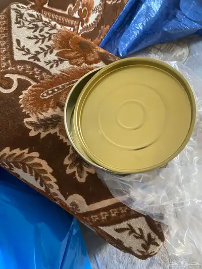 علب تمر. واحد كيلو ومكبس. يدوي عدد 3. والعلب. 50 1