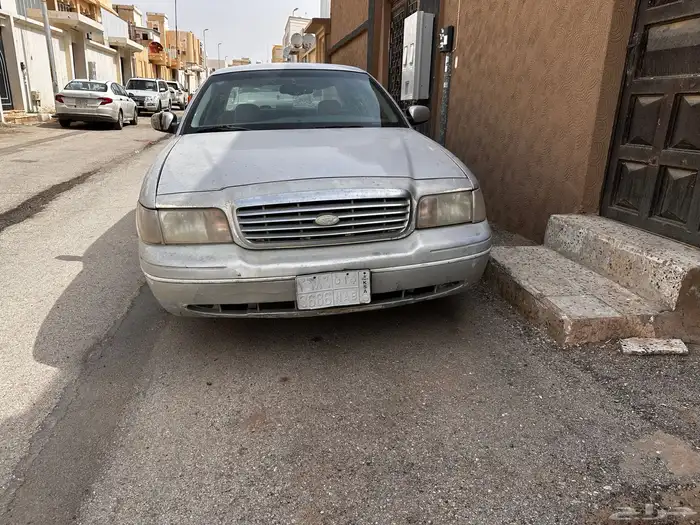 قطع غيار فورد كروان فكتوريا 2003 4