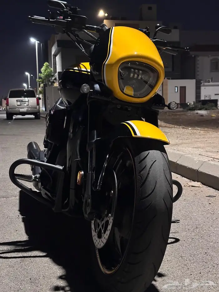 سوزوكي بوليفارد M109R Boss edition 2014 16