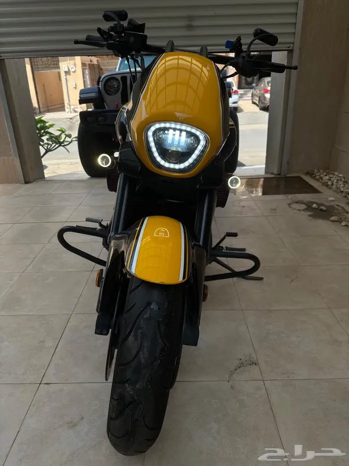 سوزوكي بوليفارد M109R Boss edition 2014 10