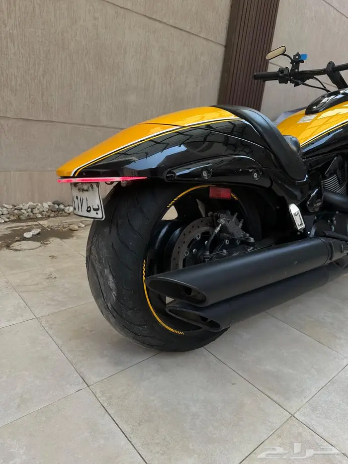 سوزوكي بوليفارد M109R Boss edition 2014 11