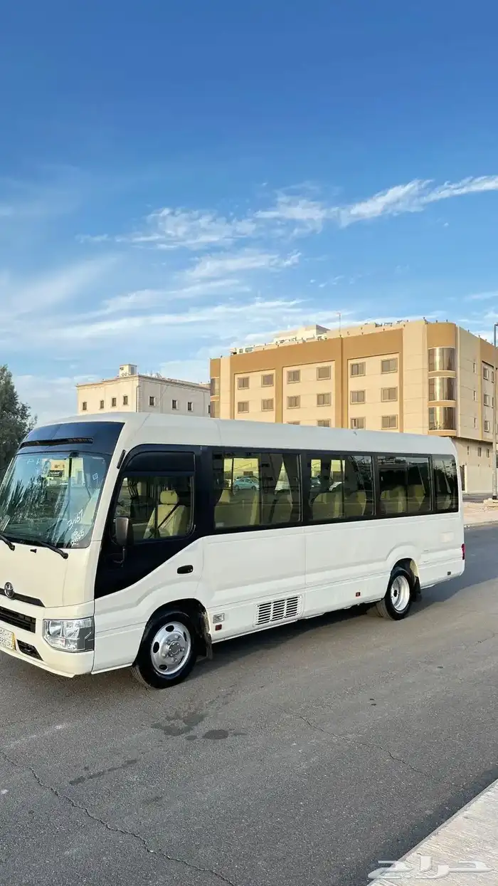 كوستر للأيجار 0