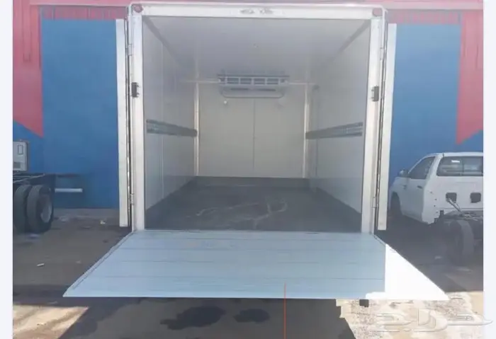 دينا و وانيت نقل مبرد للايجار 2