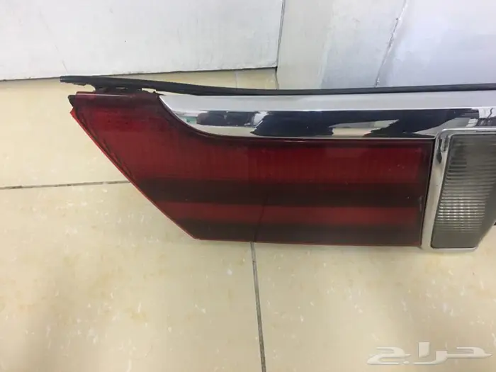 عاكس فورد 2005 وانوار ليد 3