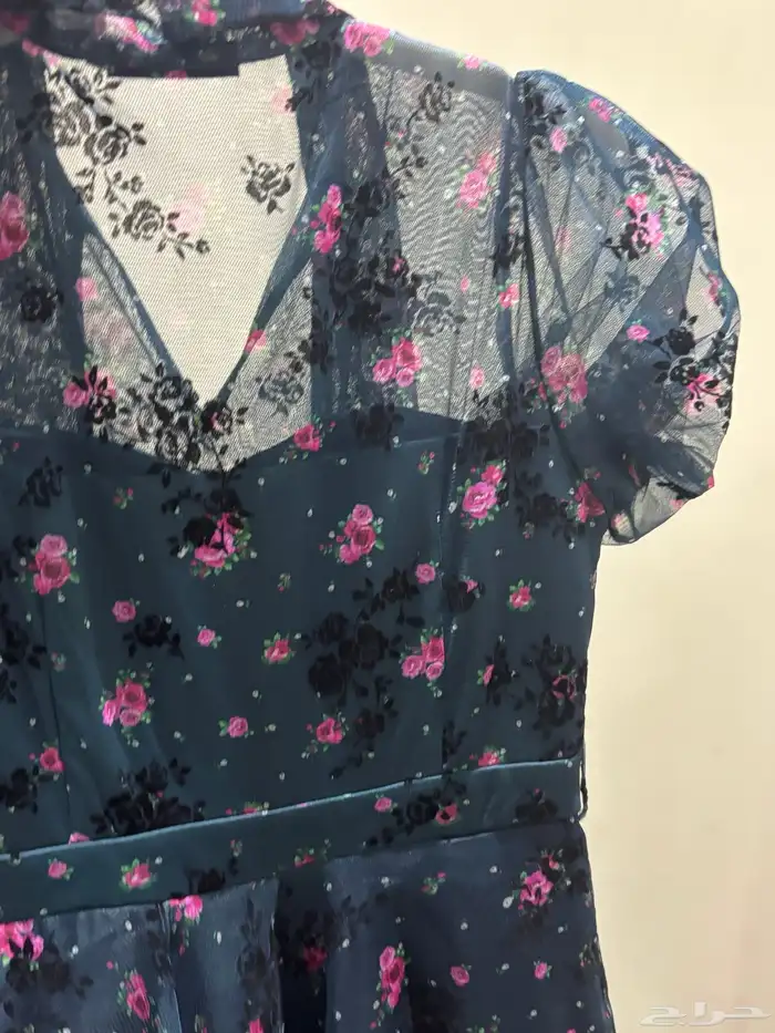 فستان للبيع سعر الشراء 399 سعر البيع 390 مقاس L 3