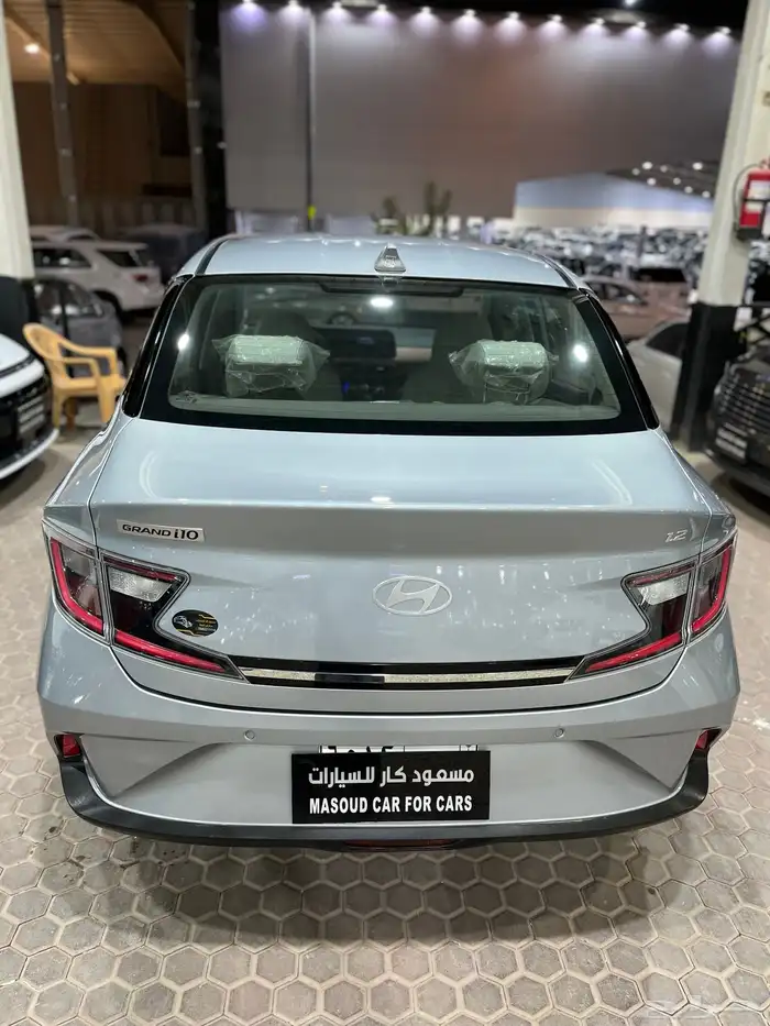 هيونداي. 2024 جراند اي 10 19