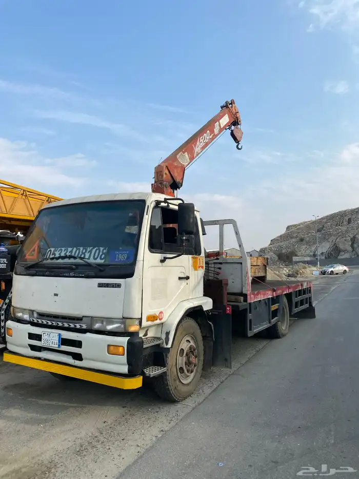 إيجار صطحه بوم ترك 10طن 7طن 5طن 3طن للإيجار اليومي شهري 4