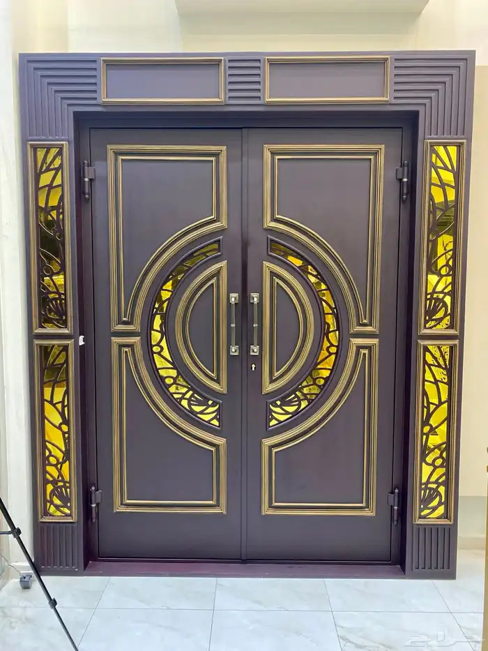 تفصيل أبواب حديد ودربزين سلالم وشبابيك حماية مع تركيب وضمان 2