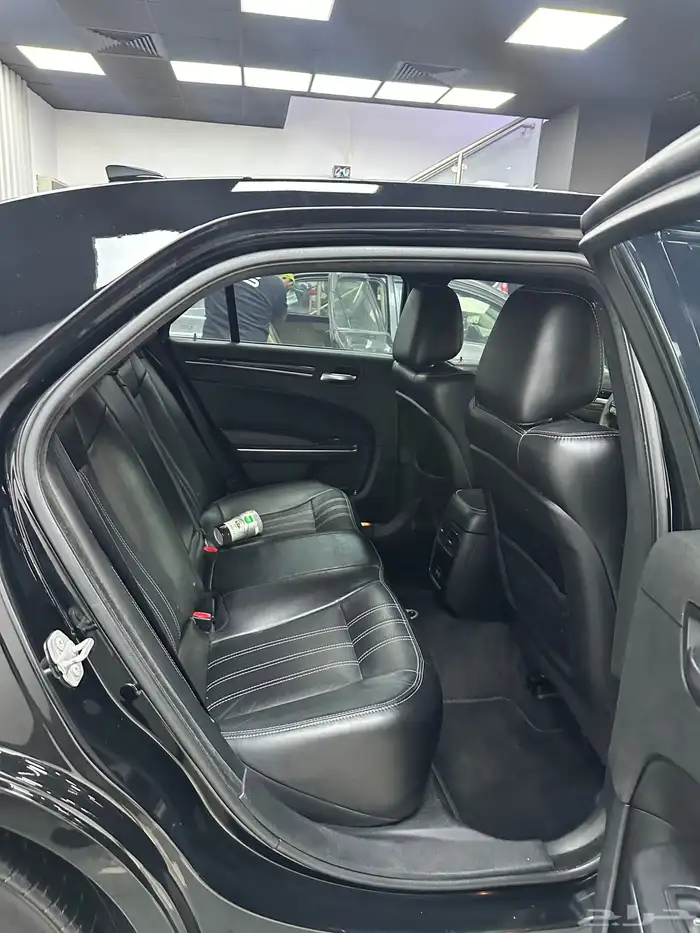 كرايسلر 300s 2018 11