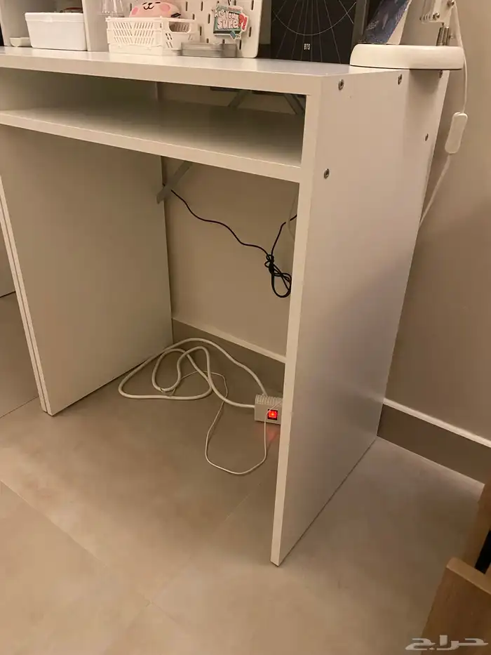 طاوله مكتبيه ايكيا 1