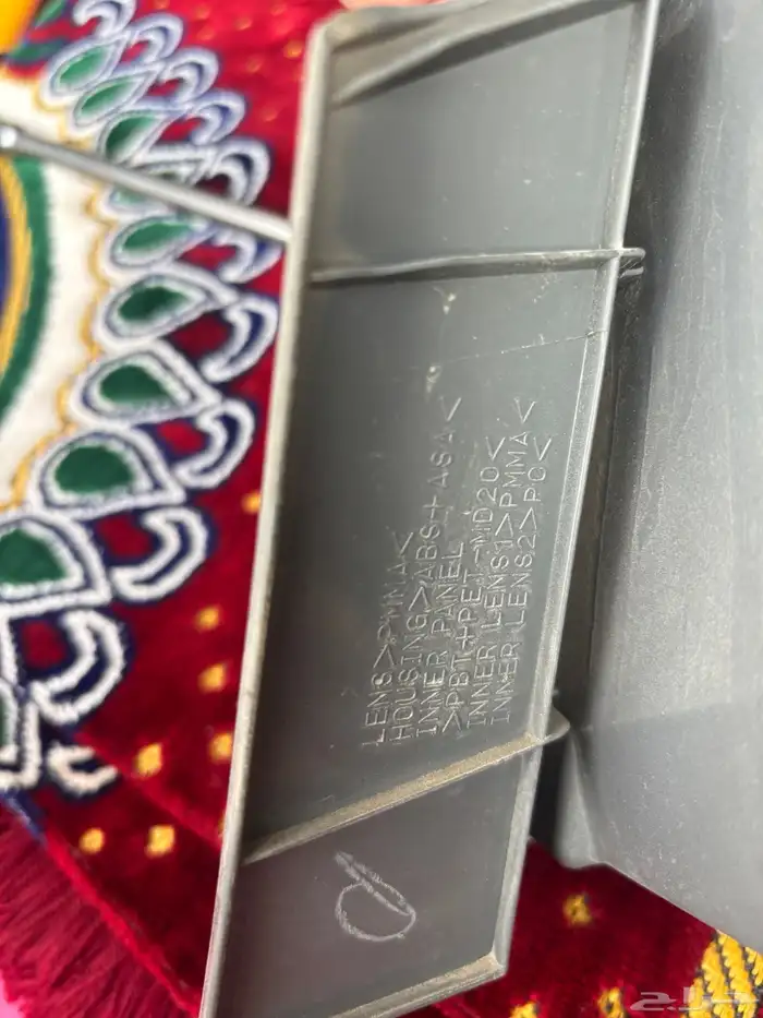 صطب خلفي يسار نيسان سنترا 4