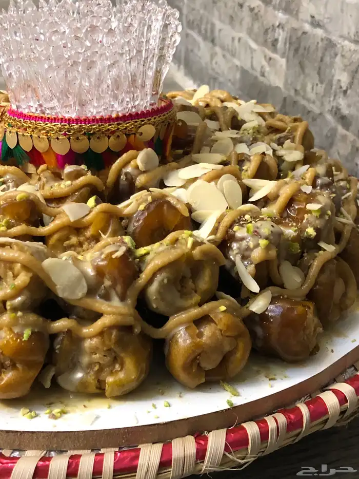 ضيافة تمر محشي 1