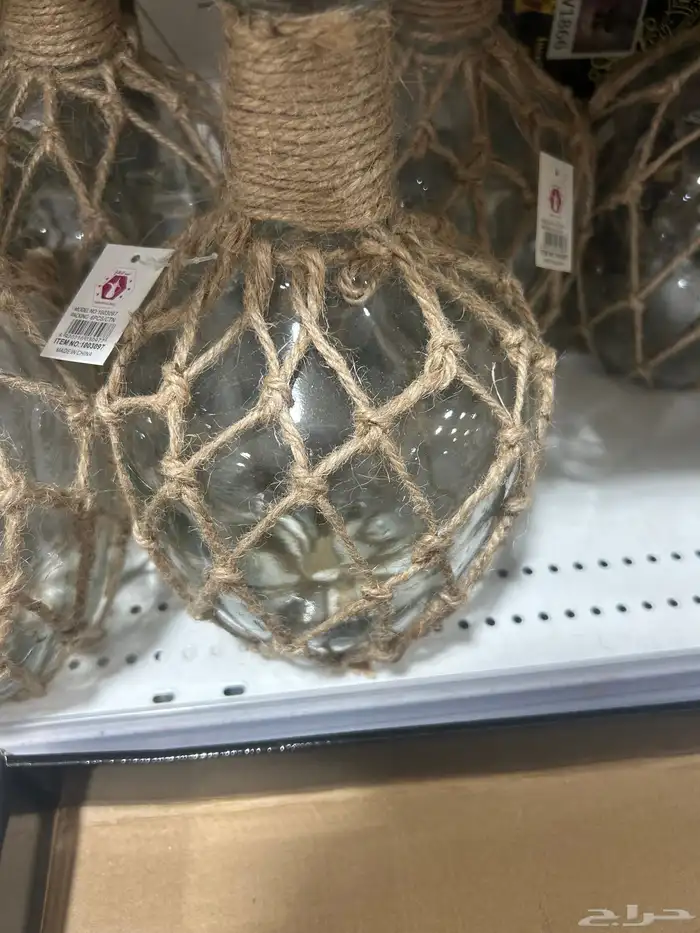 اغراض منزليه و الاغراض لي طلعت الشاليه و كل مايخص البيت 15