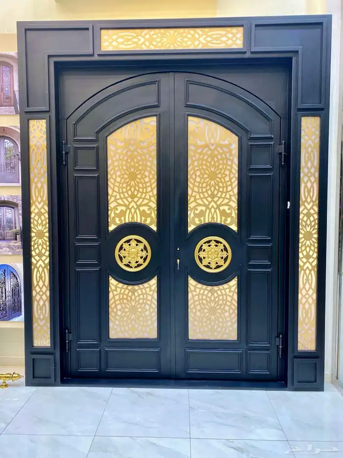 تفصيل أبواب حديد ودربزين سلالم وشبابيك حماية مع تركيب وضمان 1