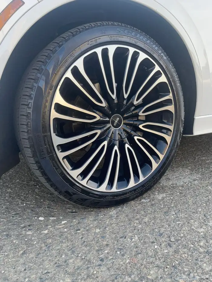 لينكولن أفياتور برزدينشيال الفئة الرئاسية Lincoln Aviator P 12