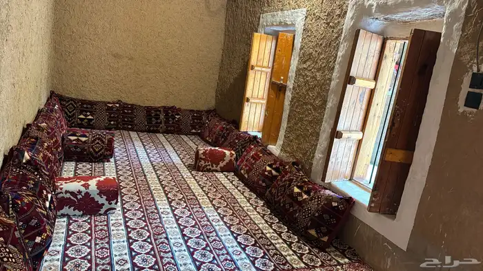 بستان تراثي طيني 1