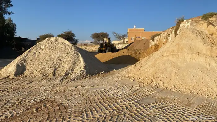 بطحاء طريق لزمةاحد رفيدة وبطحا الدواسر وفي خدمة مخطط الروان 74