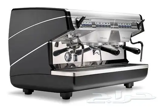 مكينة اسبريسو نوفا سيمونللي ( إيطالية ) 1