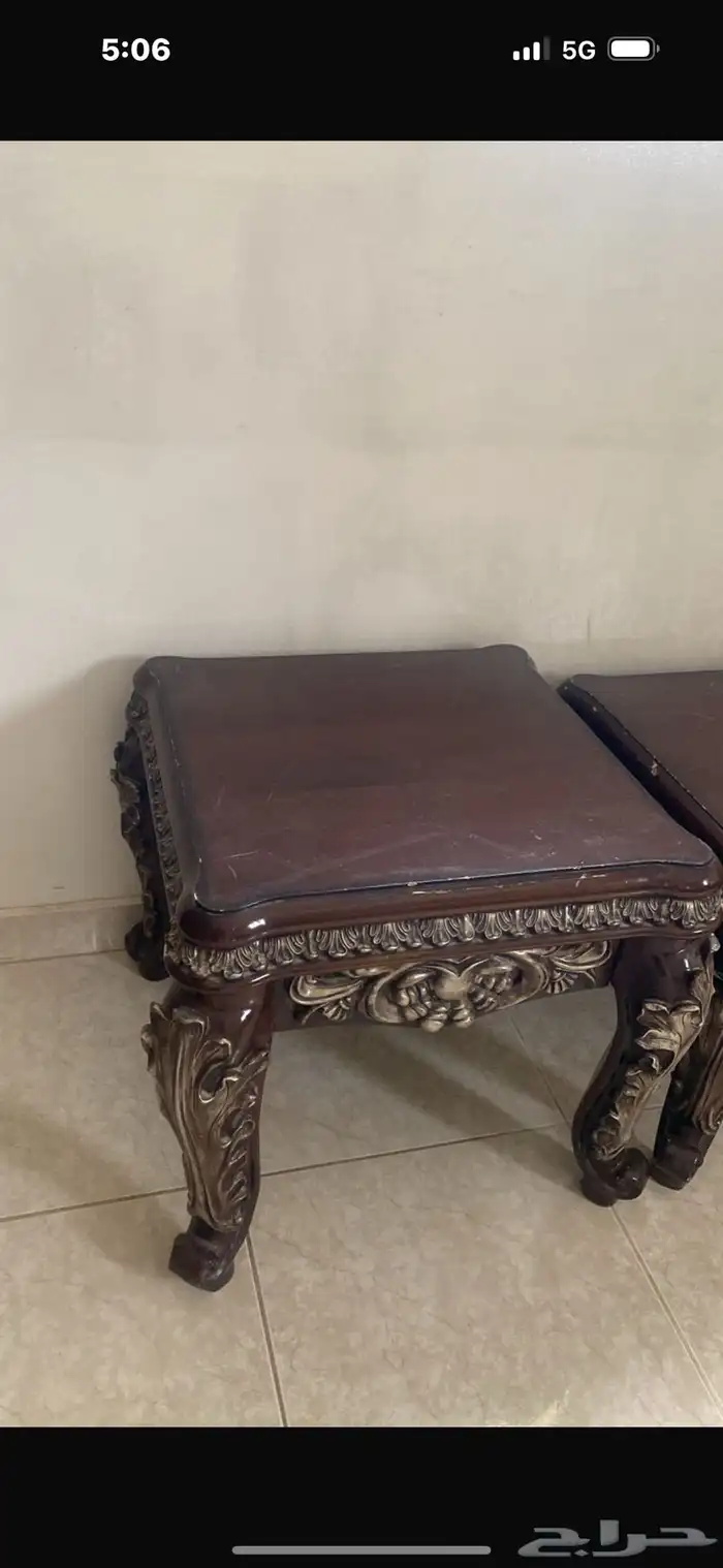للبيع مدخل صالة و طاولة تلفاز وطاولة صغيرة مستعمله 2