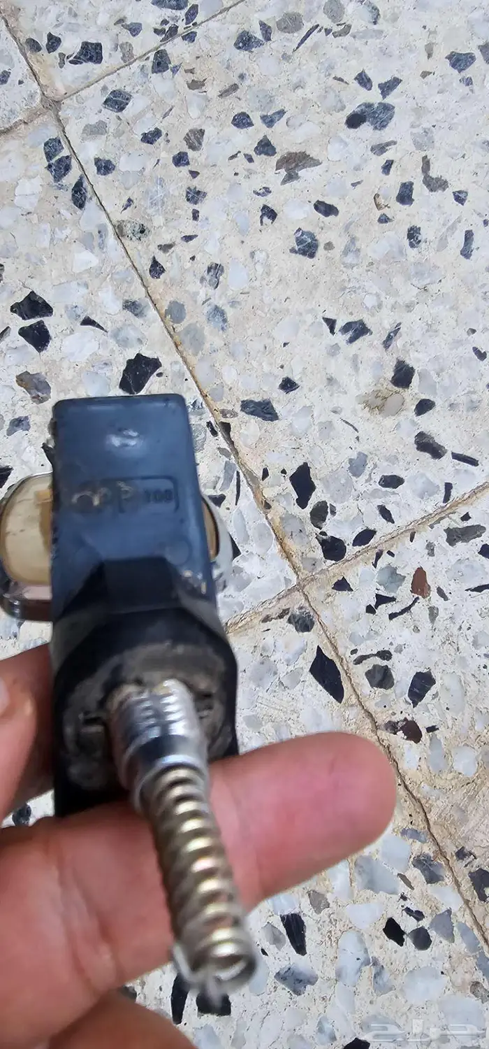 قطع غيار هايلكس مستخدم اصلي من89   97 1