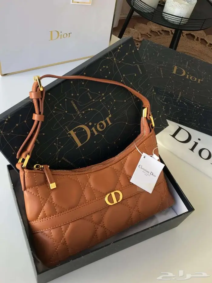 شنطات نسائية كريستيان Diior شنط ماركة اكثر طلب متعددة الوان 17