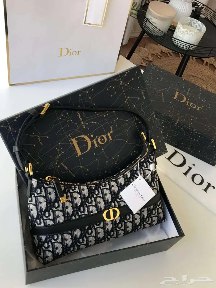 شنطات نسائية كريستيان Diior شنط ماركة اكثر طلب متعددة الوان 16