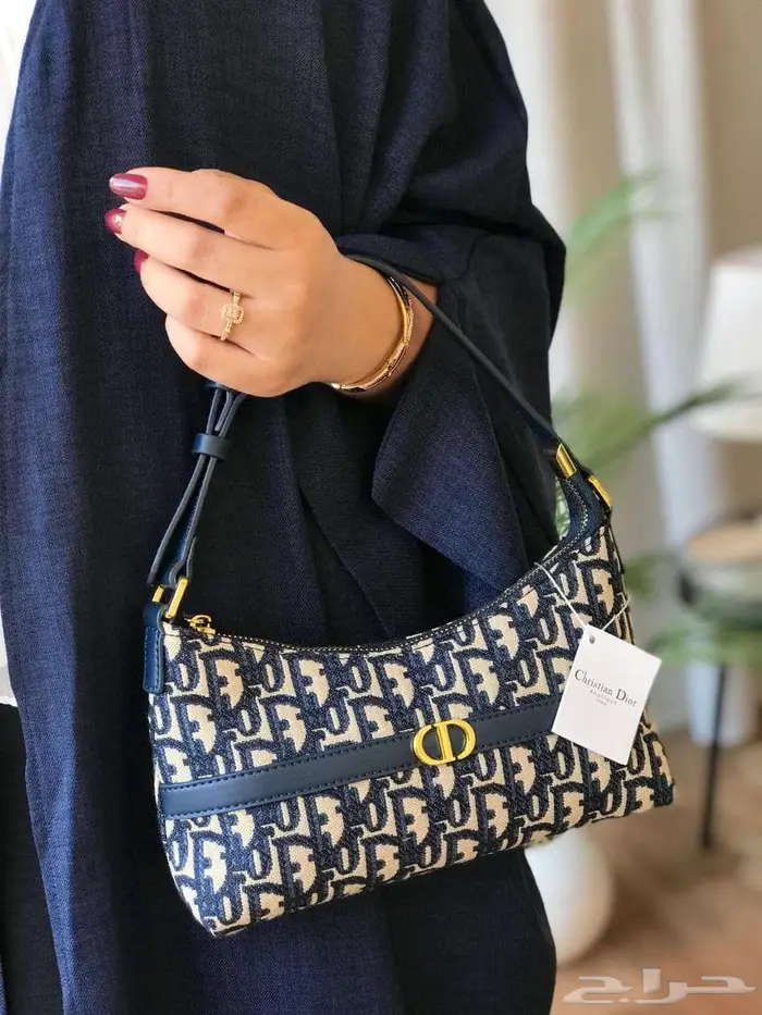 شنطات نسائية كريستيان Diior شنط ماركة اكثر طلب متعددة الوان 12