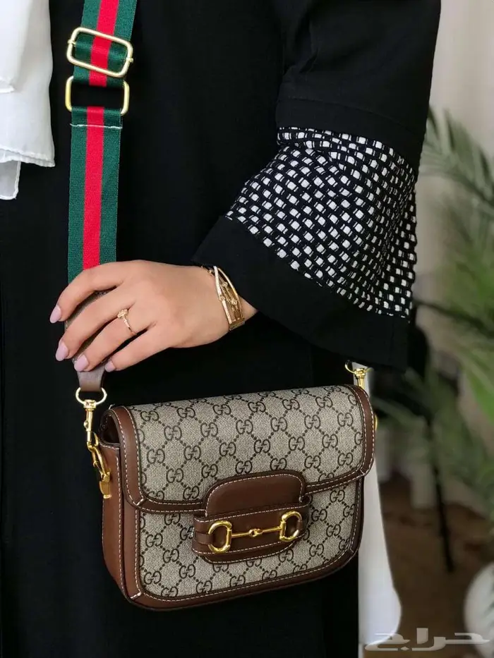 ارقى شنطة قوتشي شنط جوتشي متوفر منها لون واحد GUCCI غوتشي 0