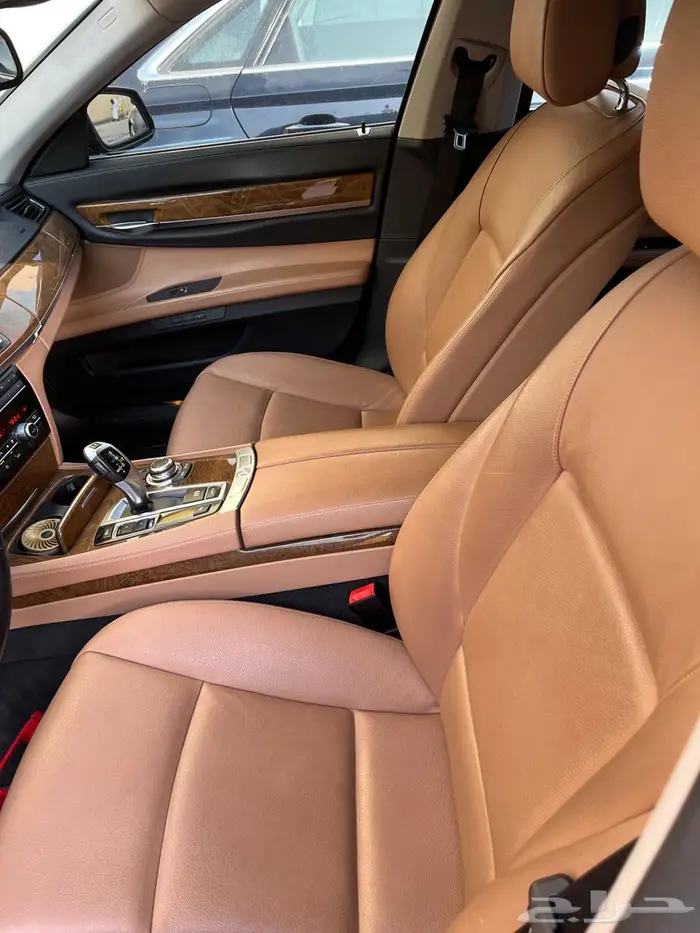 Bmw 730 وكالة ممشى قليل 0