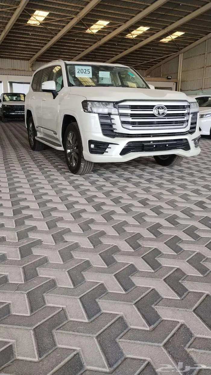 تويوتا جي اكس ار اس موديل GXR (S) 2025 11