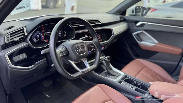 اودي 2020 Audi Q3 Sport back-quattro TFSI 9