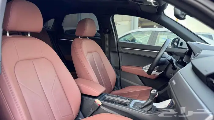 اودي 2020 Audi Q3 Sport back-quattro TFSI 11