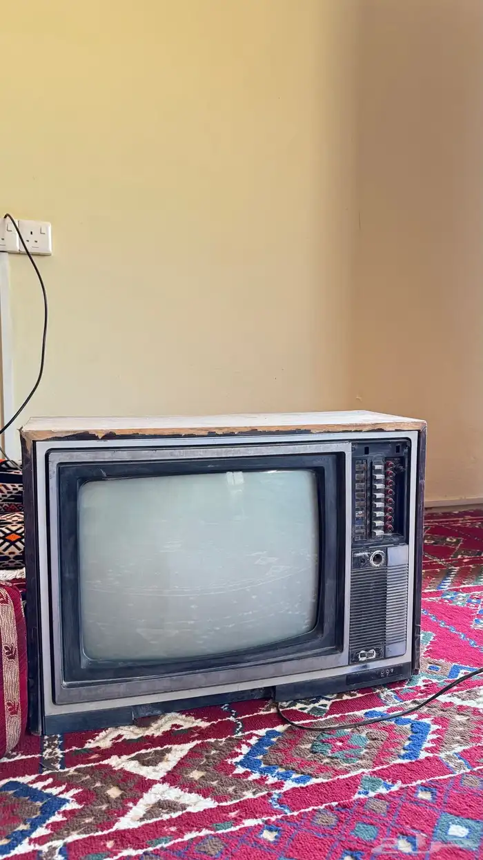 تلفزيون قديم تراث 2