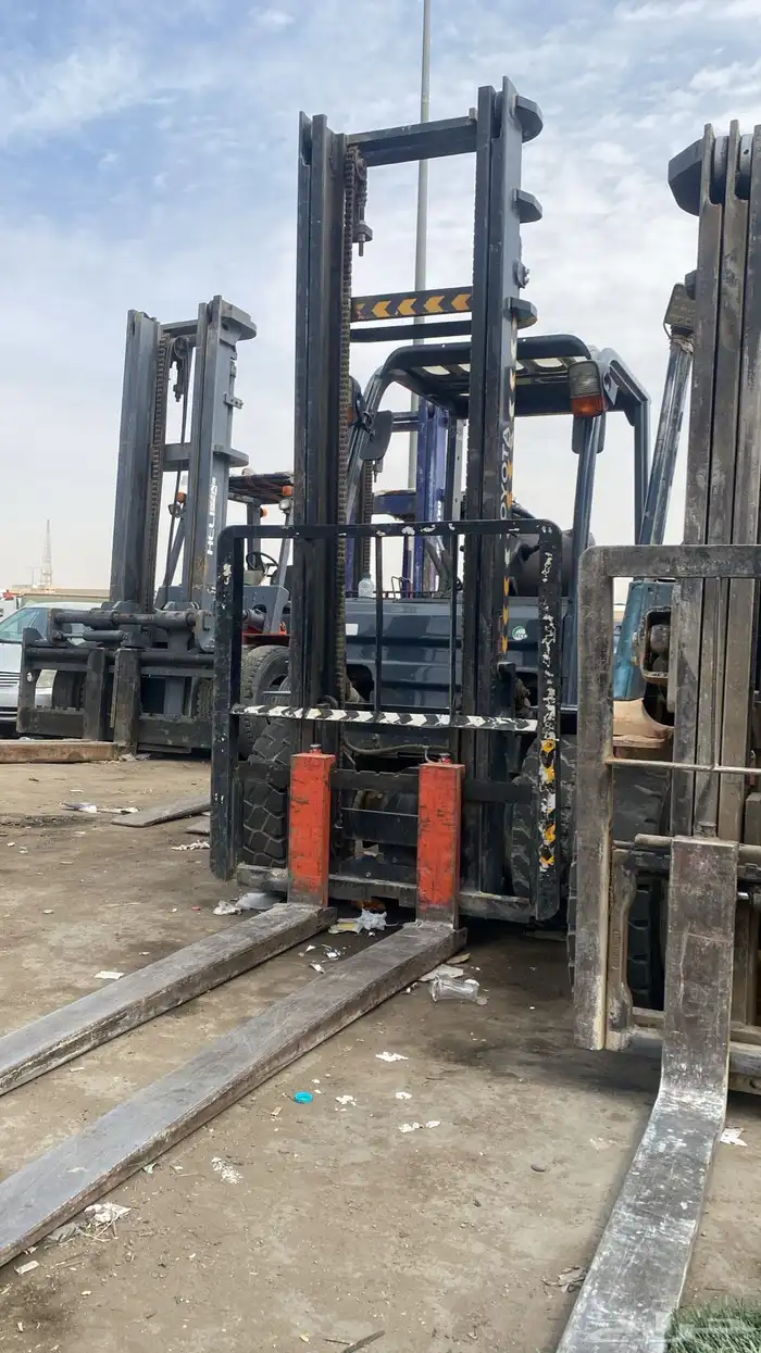 فركلفت رافعات شوكيه اجار تنزيل تريلات تحميل داخل وخارج الري 6