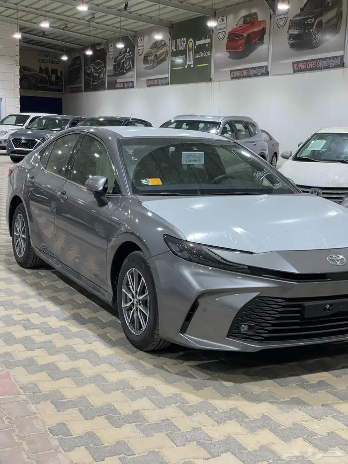 كامري ستاندر بنزين سعودي موديل 2025 جديد 2