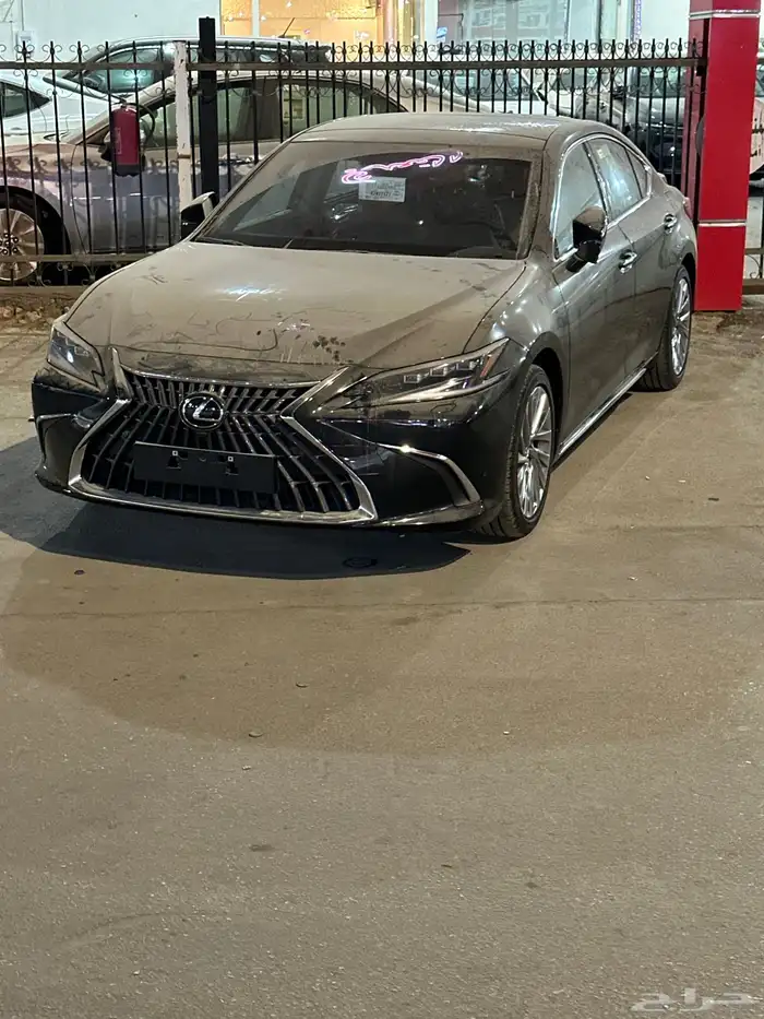 لكزس 2025 ES350 خليجي DD فل كامل 8